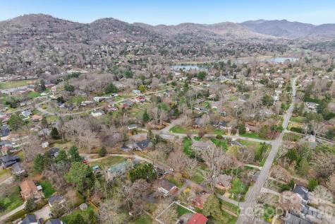 98 Oak Knoll Road Asheville NC 28804
