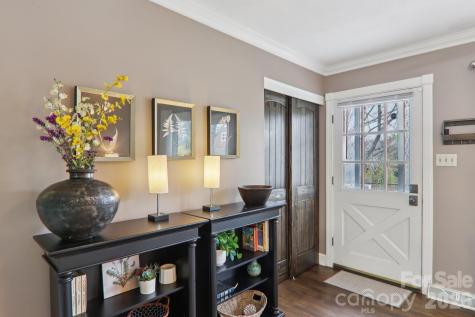 98 Oak Knoll Road Asheville NC 28804