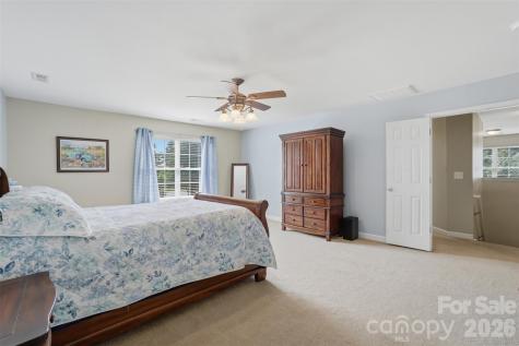 1464 Moss Creek Drive Harrisburg NC 28075