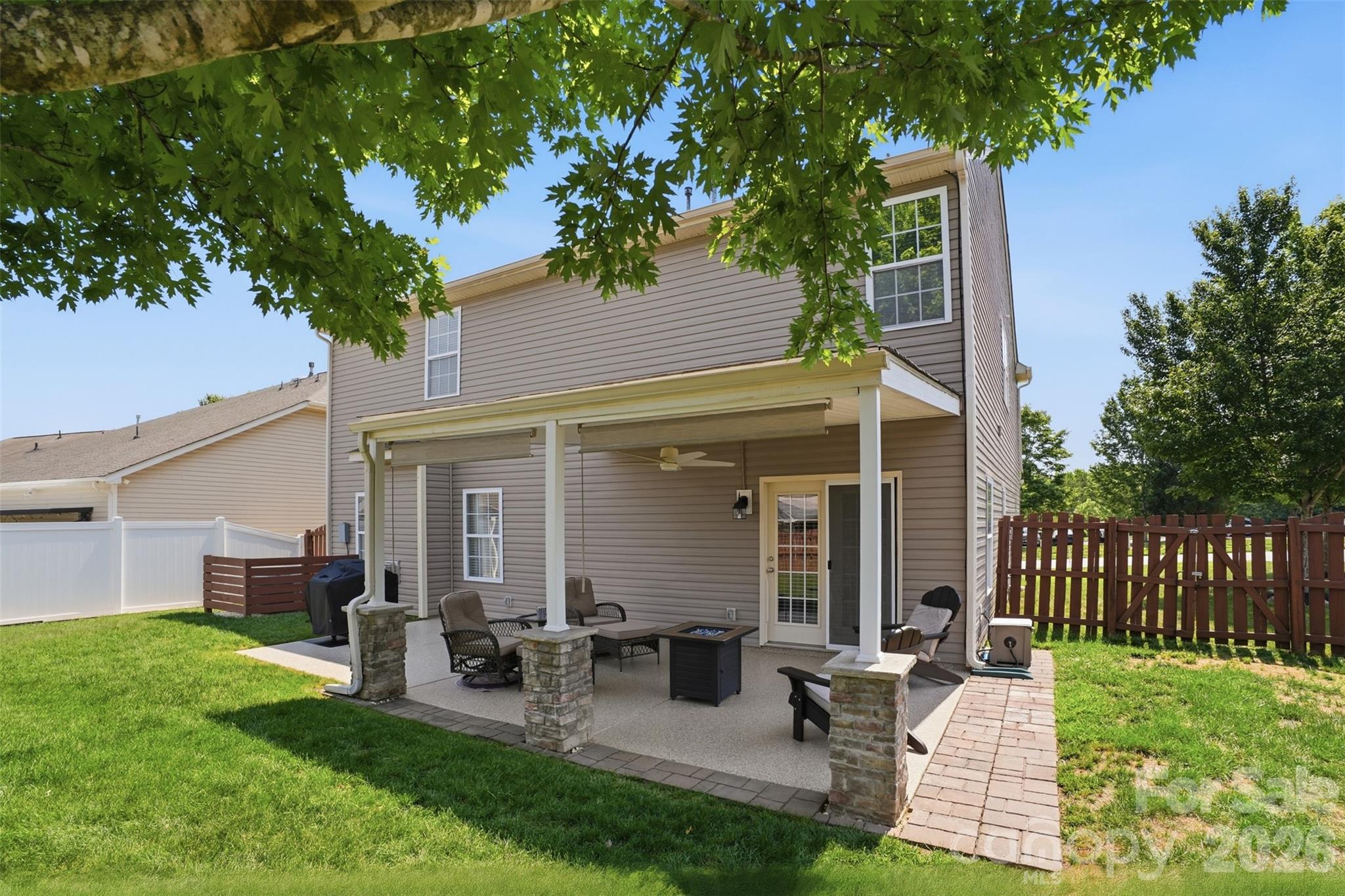 1464 Moss Creek Drive Harrisburg NC 28075