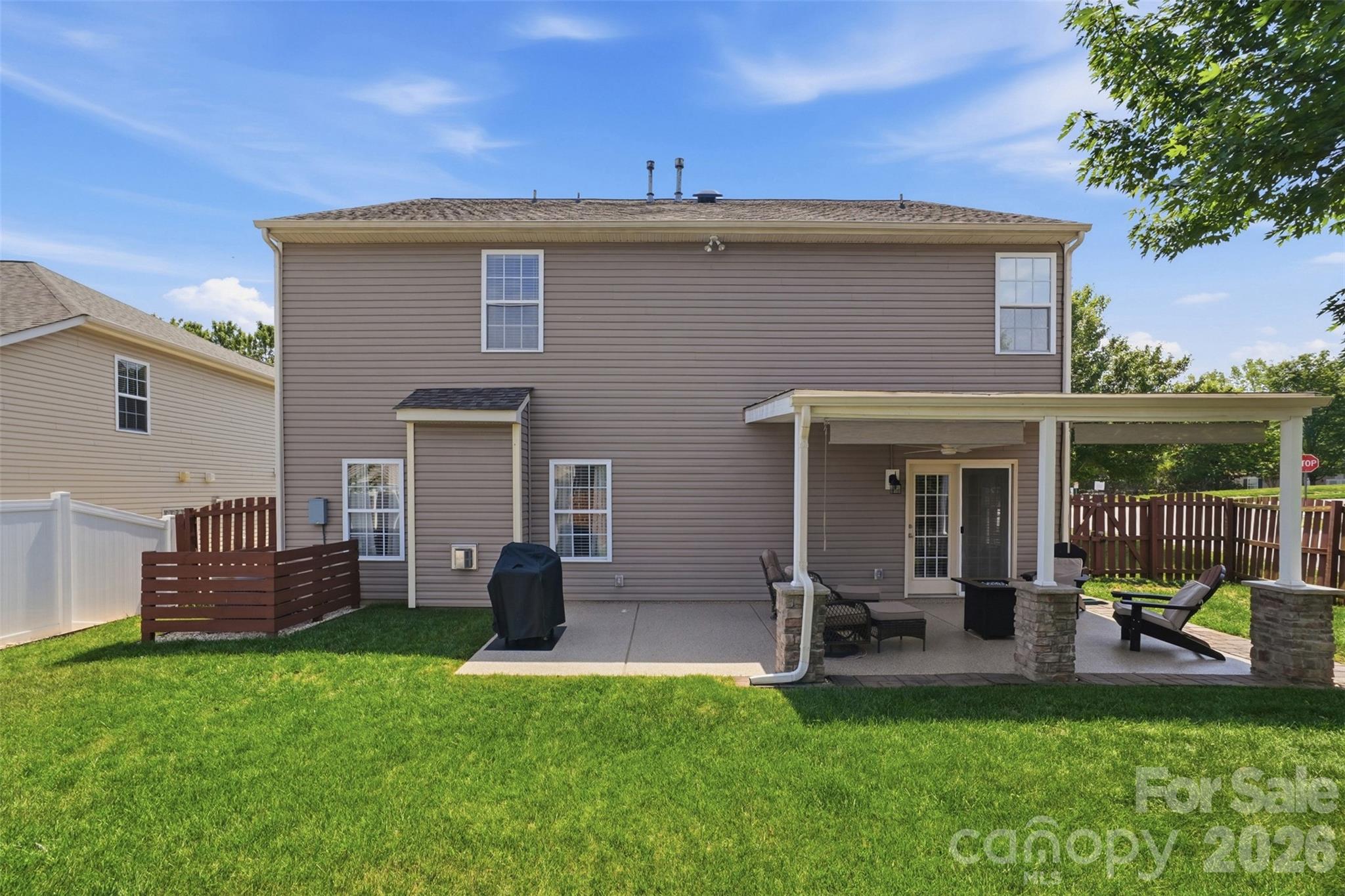 1464 Moss Creek Drive Harrisburg NC 28075