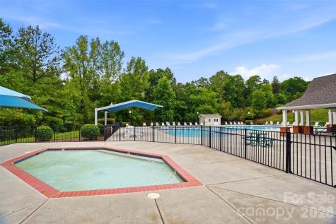 1464 Moss Creek Drive Harrisburg NC 28075