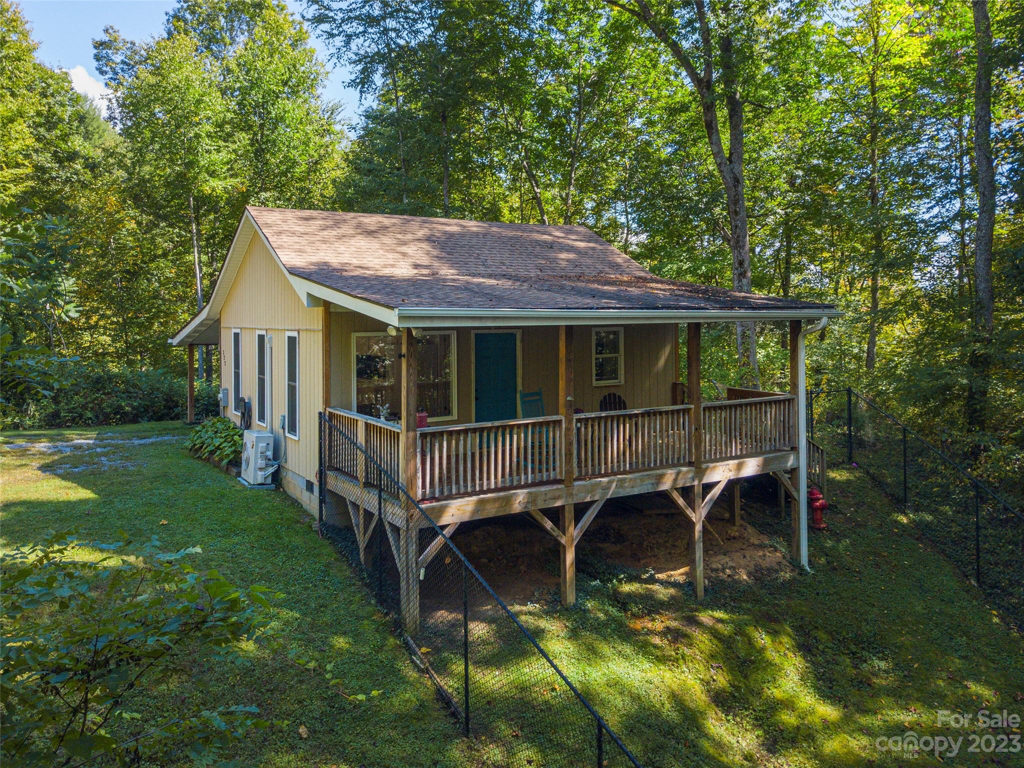 322 Mckinzie Place Waynesville NC 28785