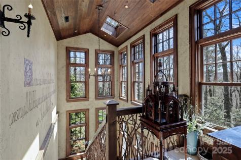 205 W Indrio Road Blowing Rock NC 28605