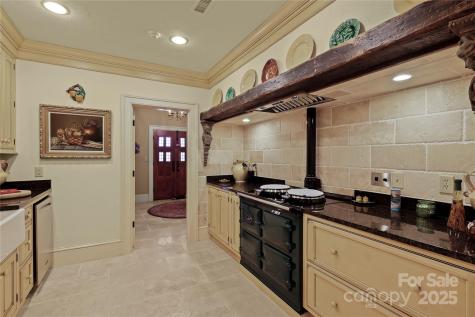 205 W Indrio Road Blowing Rock NC 28605