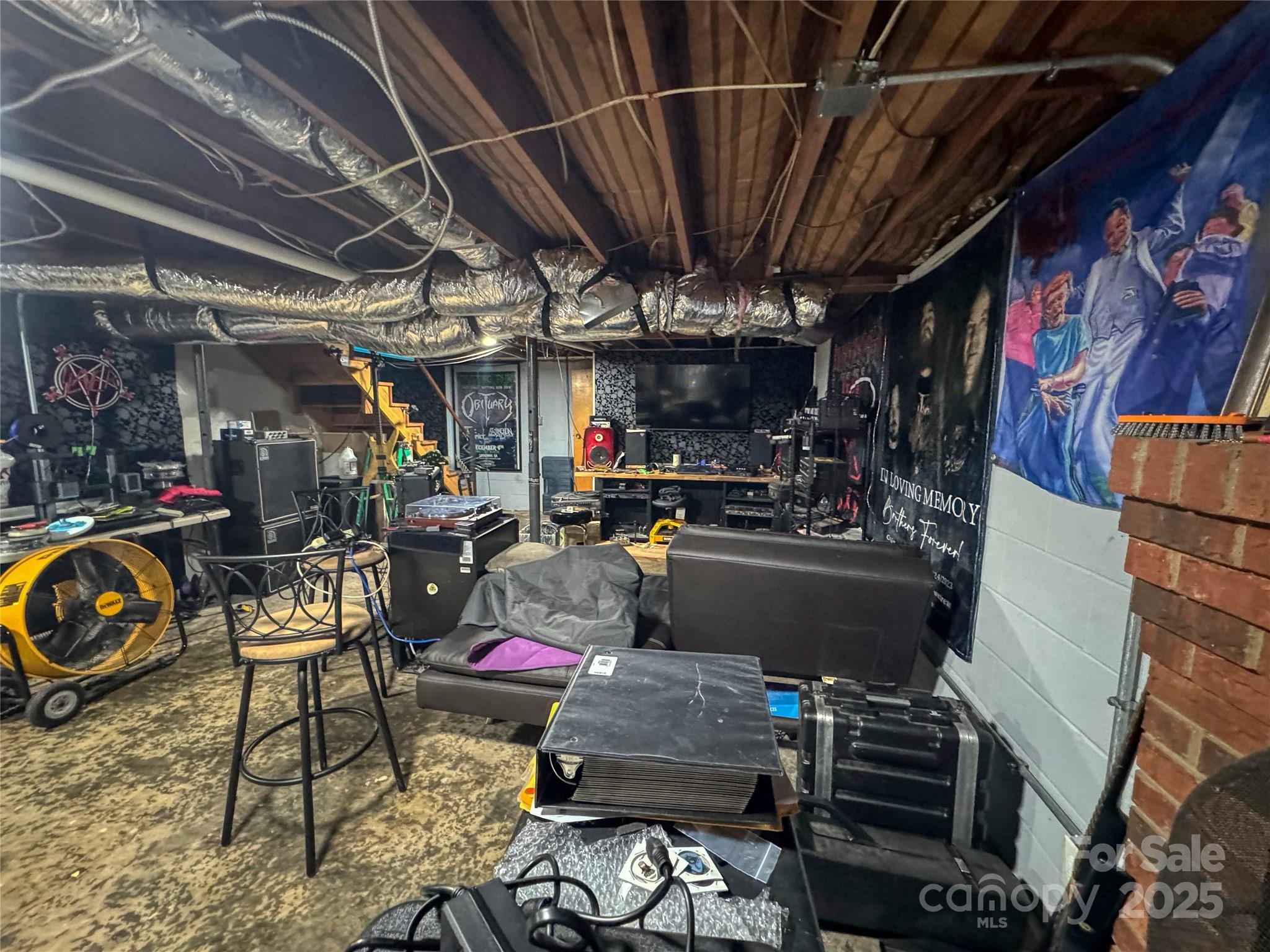 195 S Claybon Drive Advance NC 27006