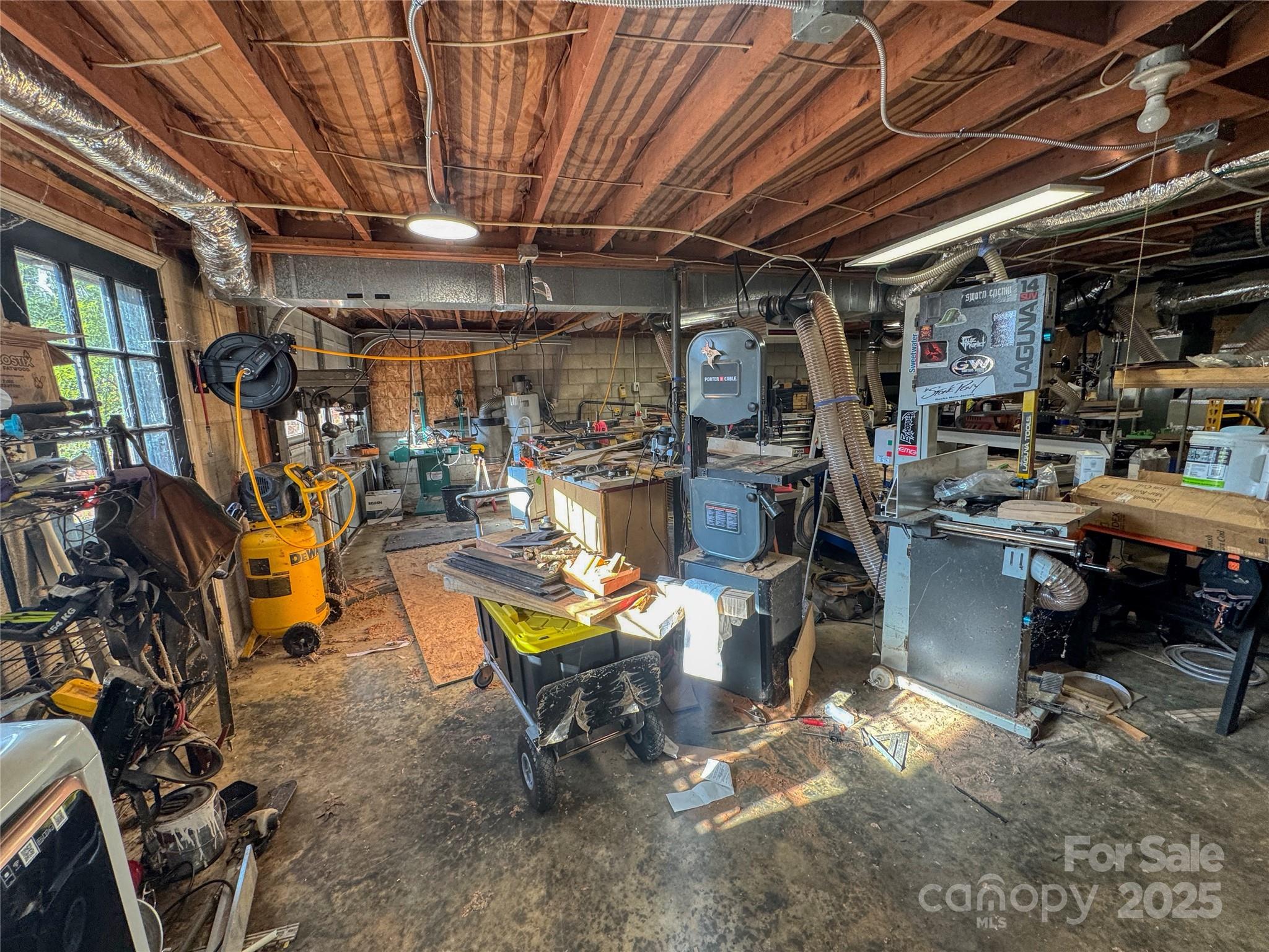 195 S Claybon Drive Advance NC 27006