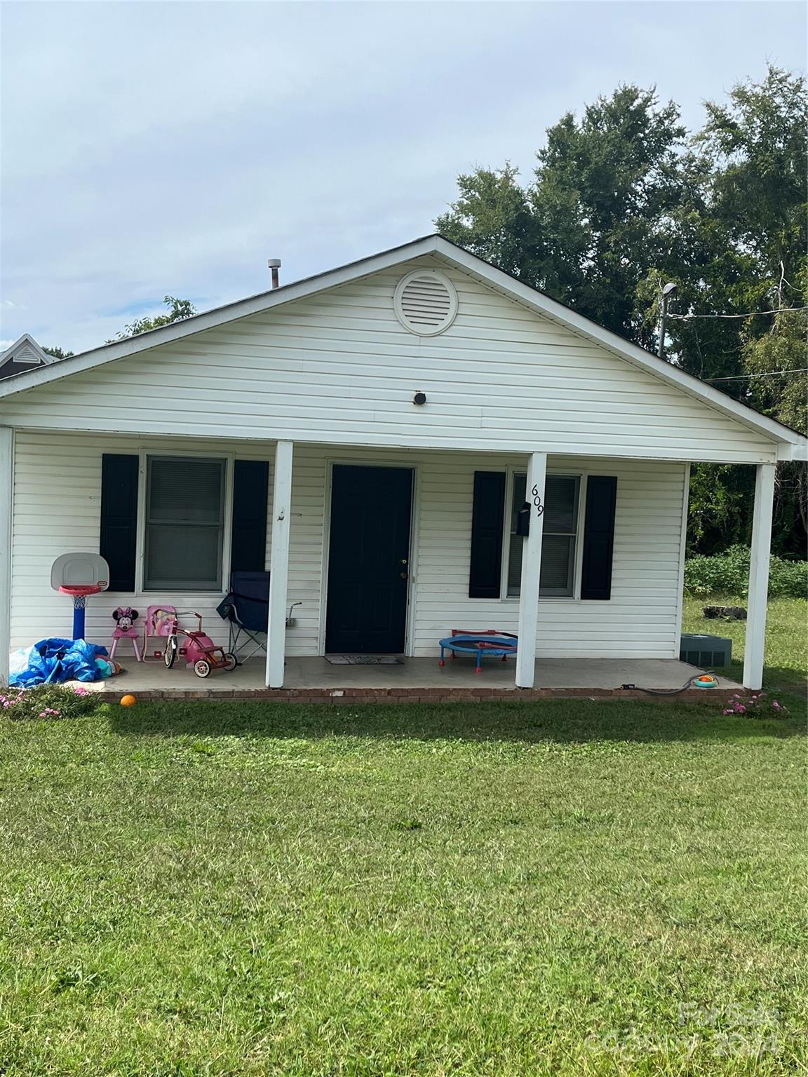 609 Moran Street Gastonia NC 28052
