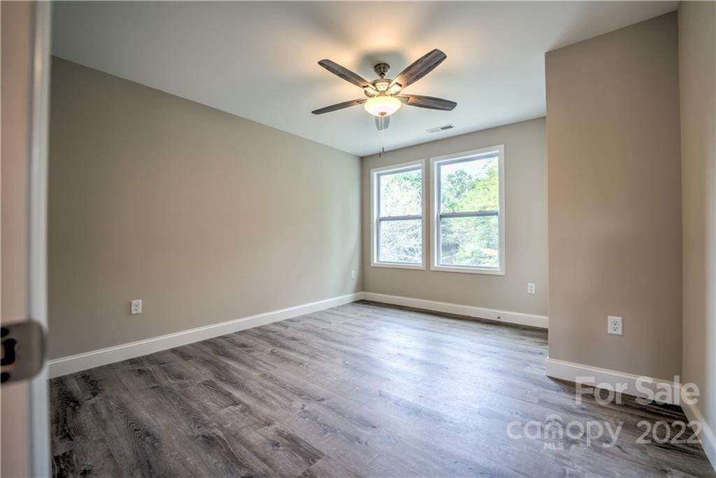 43 Clarks Chapel Extension Weaverville NC 28787