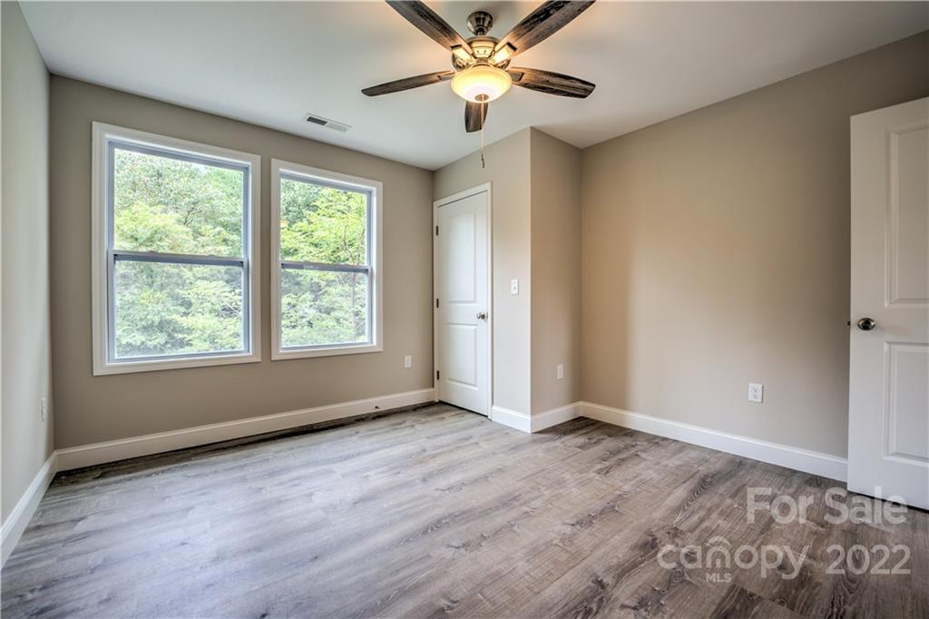 43 Clarks Chapel Extension Weaverville NC 28787