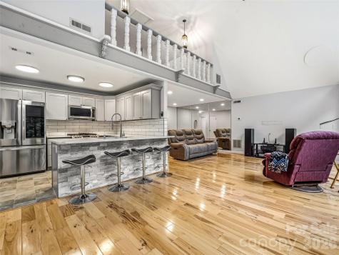 70 Skyline Drive Hendersonville NC 28791