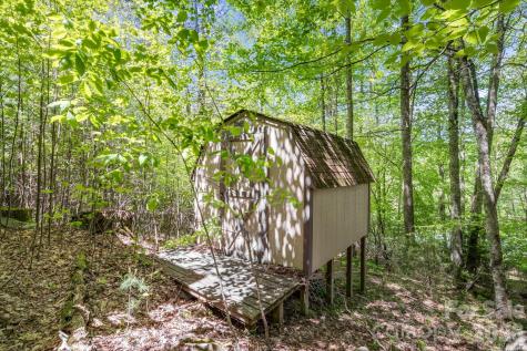 101 Serenity Lane Clyde NC 28721