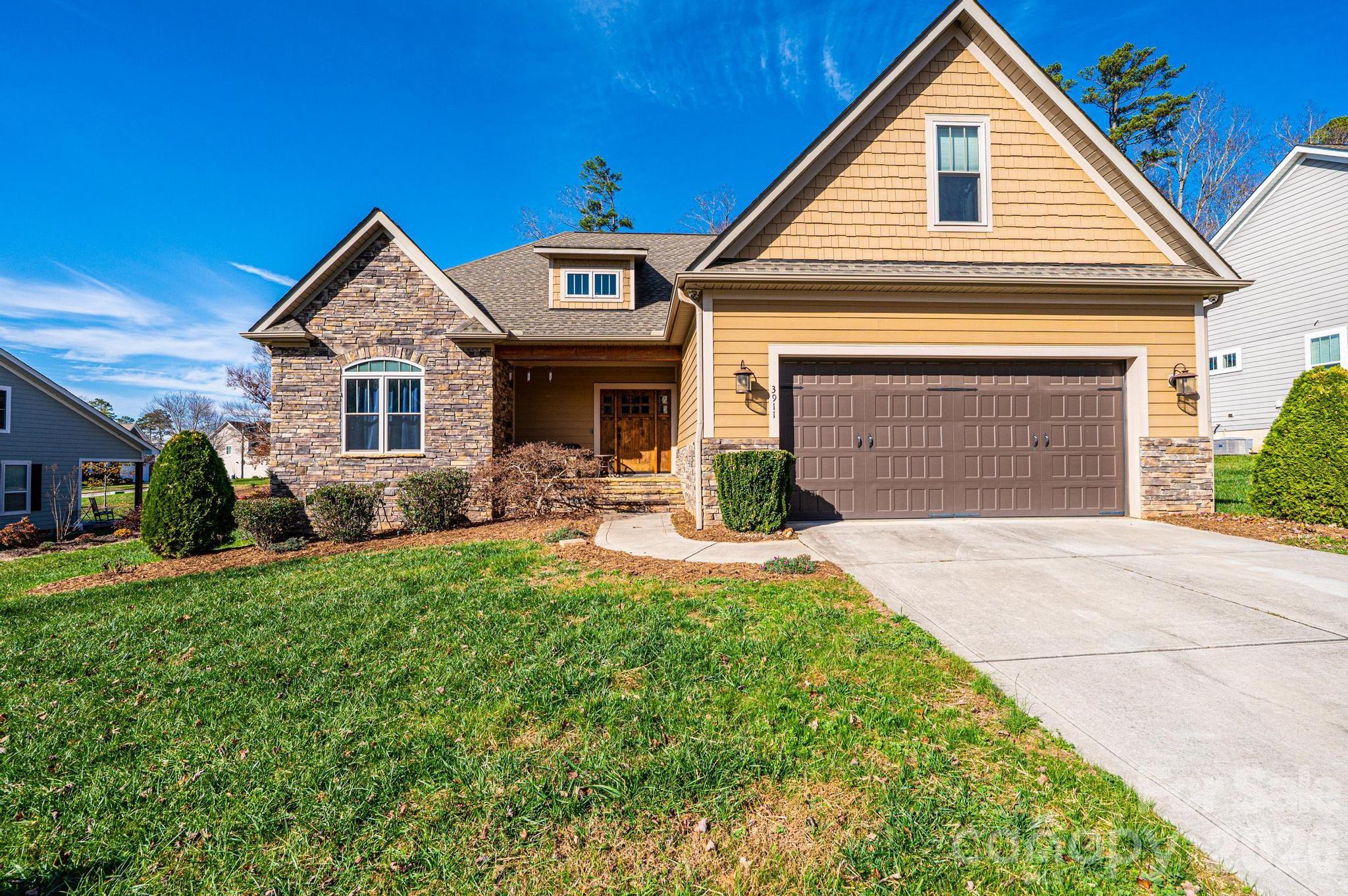3911 13th Street NE Hickory NC 28601