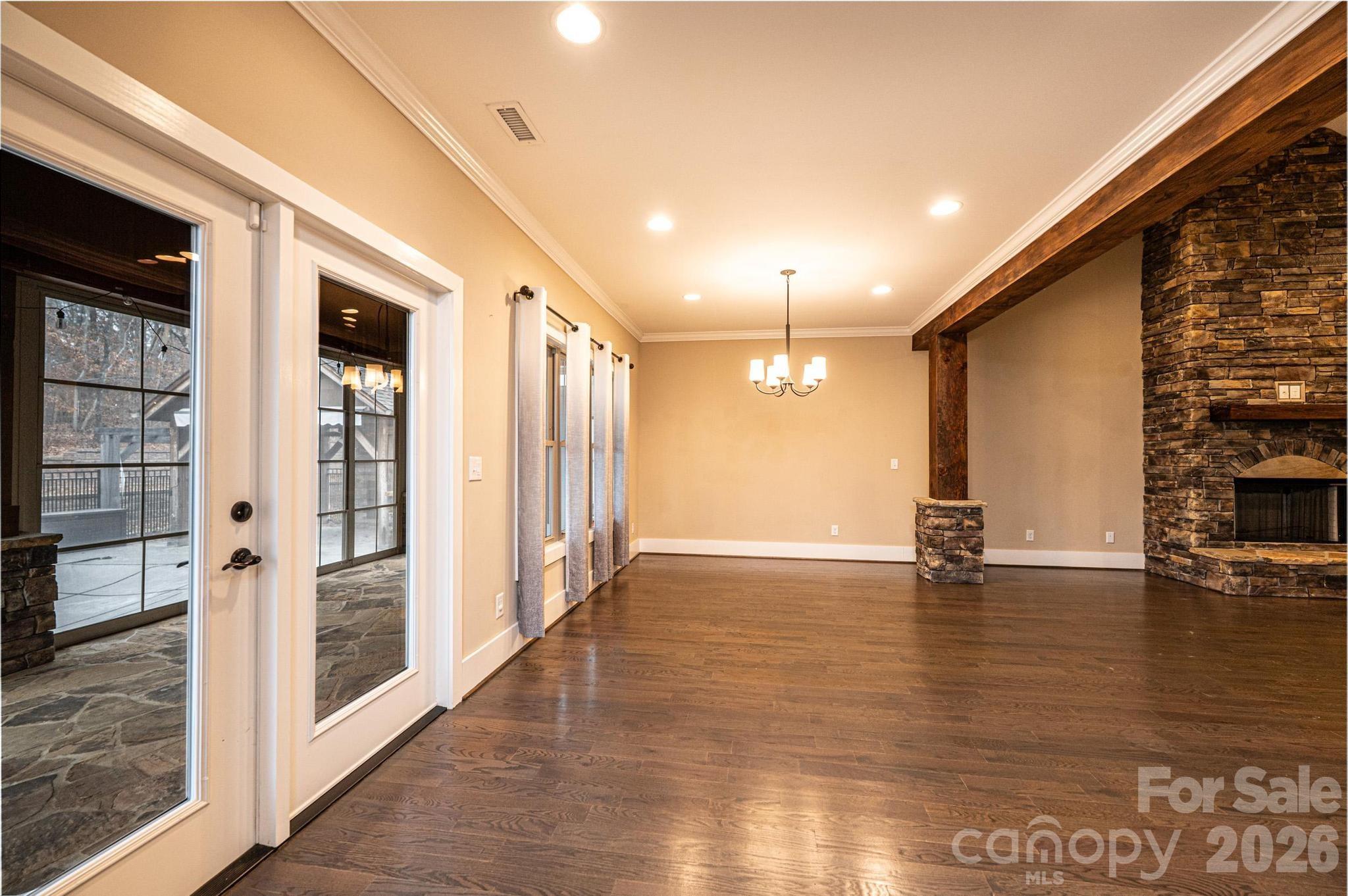 3911 13th Street NE Hickory NC 28601