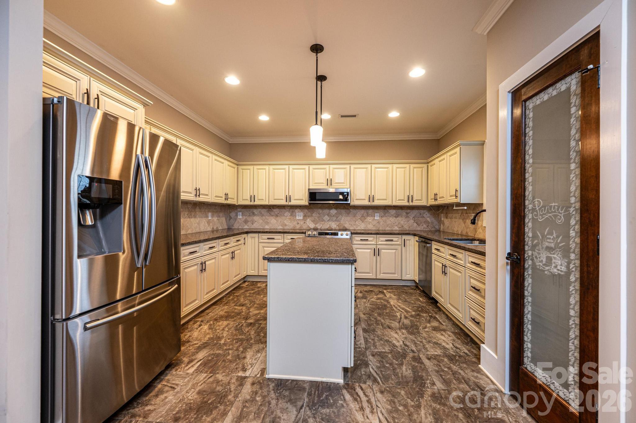 3911 13th Street NE Hickory NC 28601