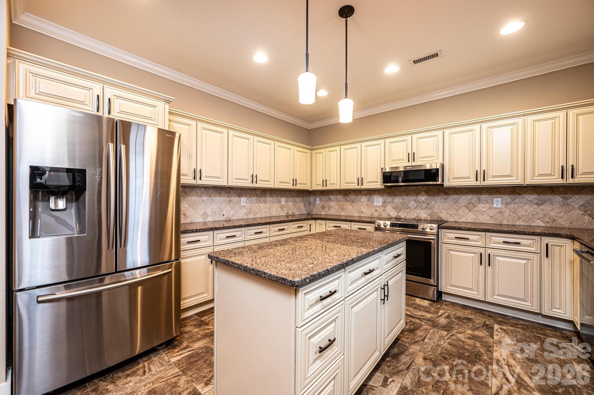 3911 13th Street NE Hickory NC 28601