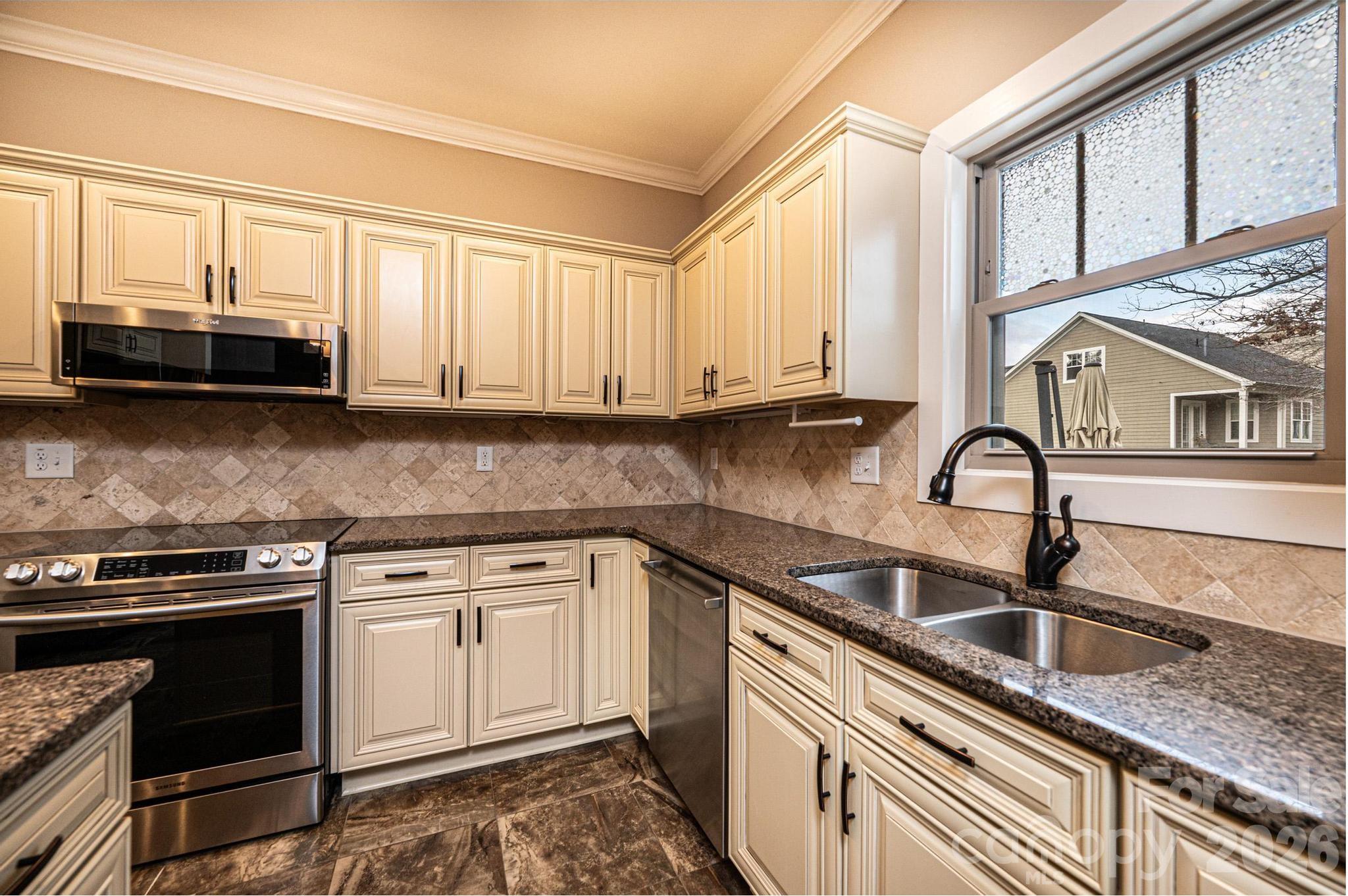 3911 13th Street NE Hickory NC 28601