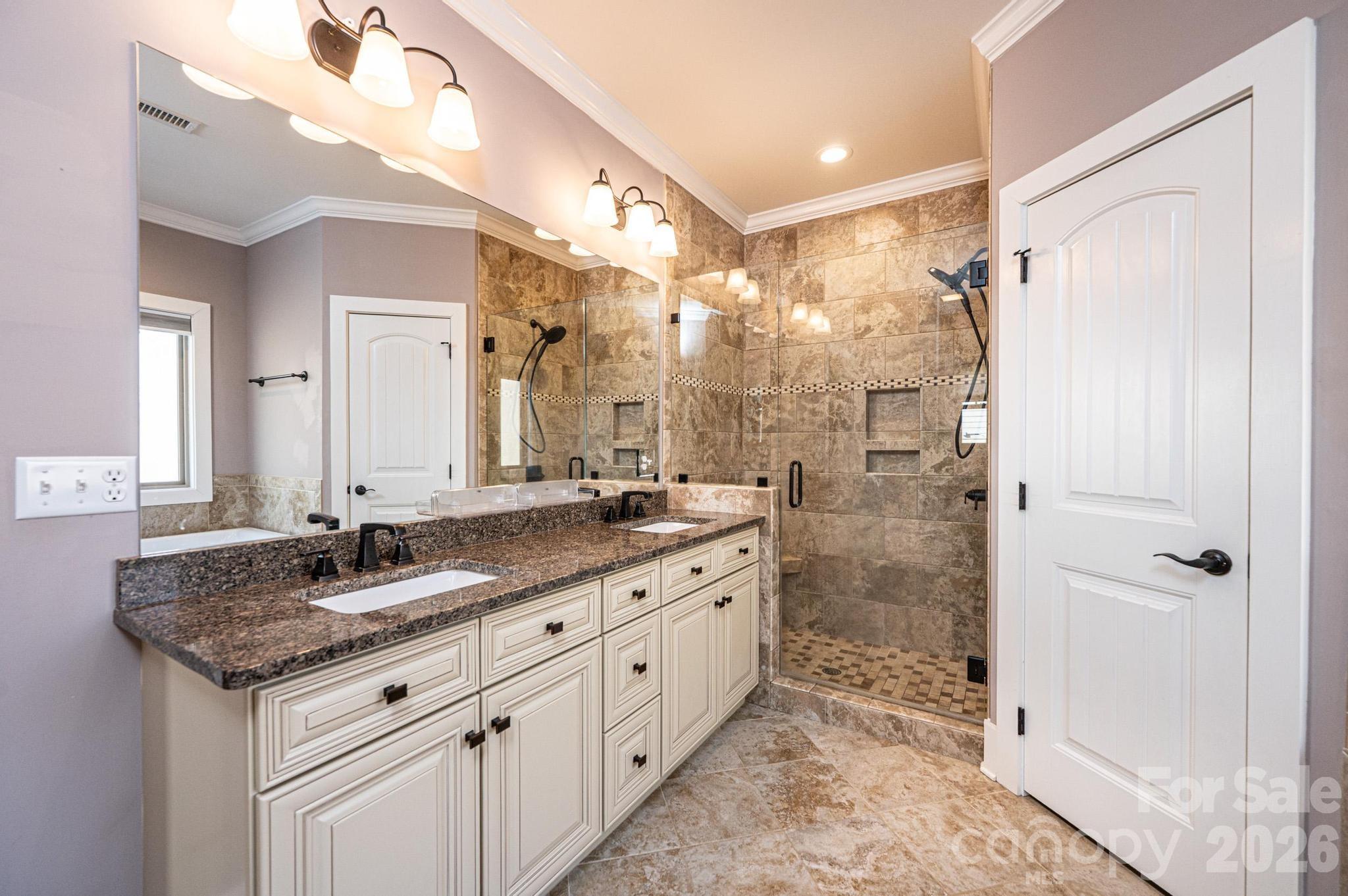3911 13th Street NE Hickory NC 28601