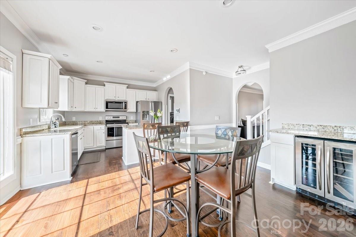 4963 Old River Drive Hickory NC 28602