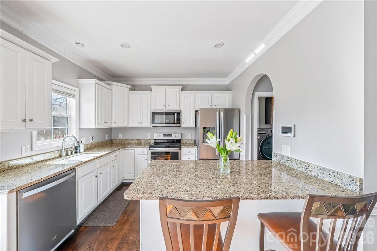 4963 Old River Drive Hickory NC 28602