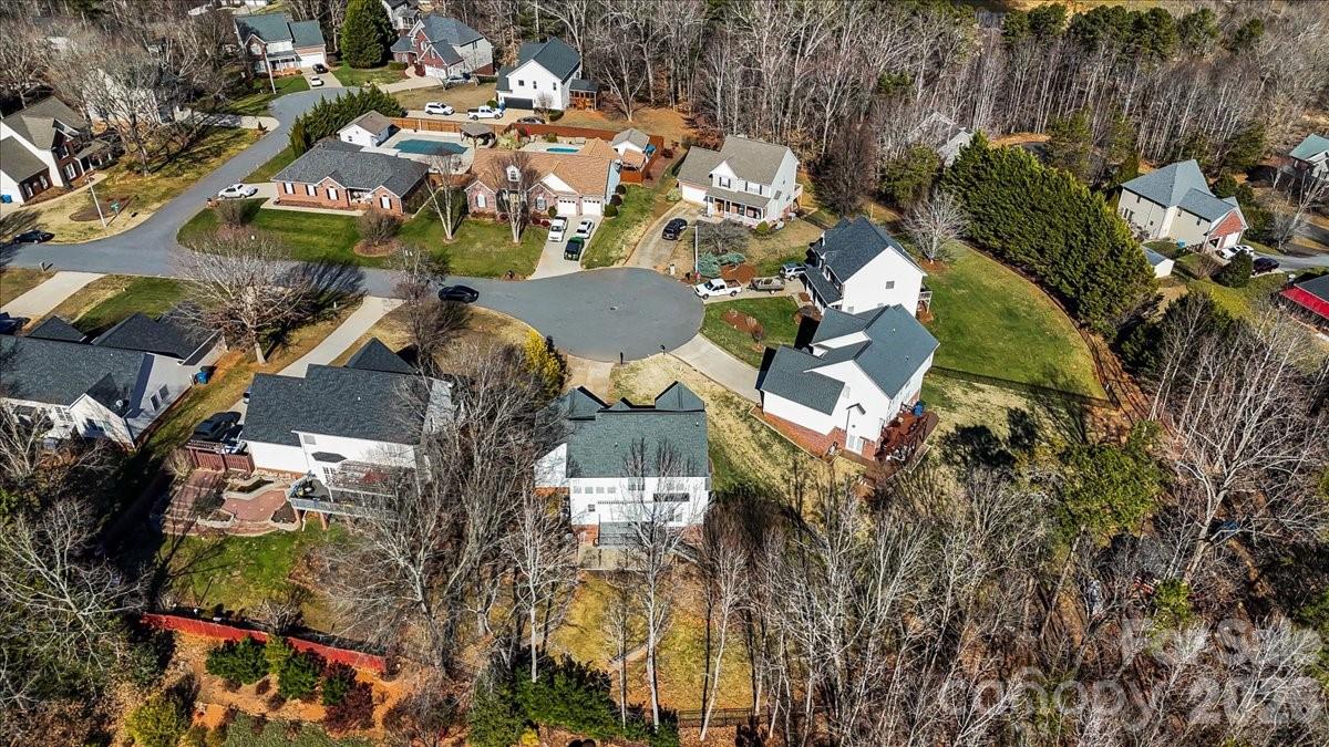 4963 Old River Drive Hickory NC 28602