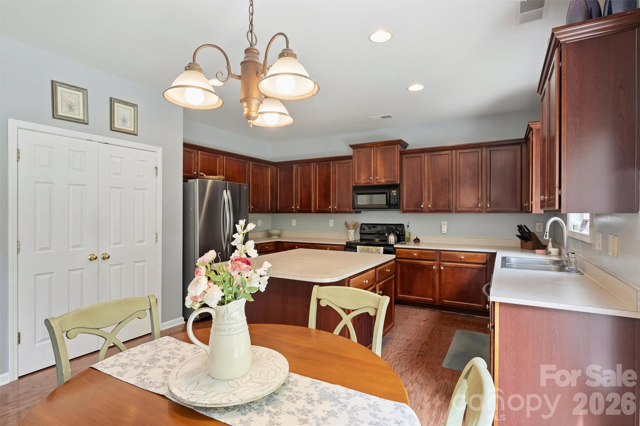 2515 Godsey Wood Drive Charlotte NC 28213
