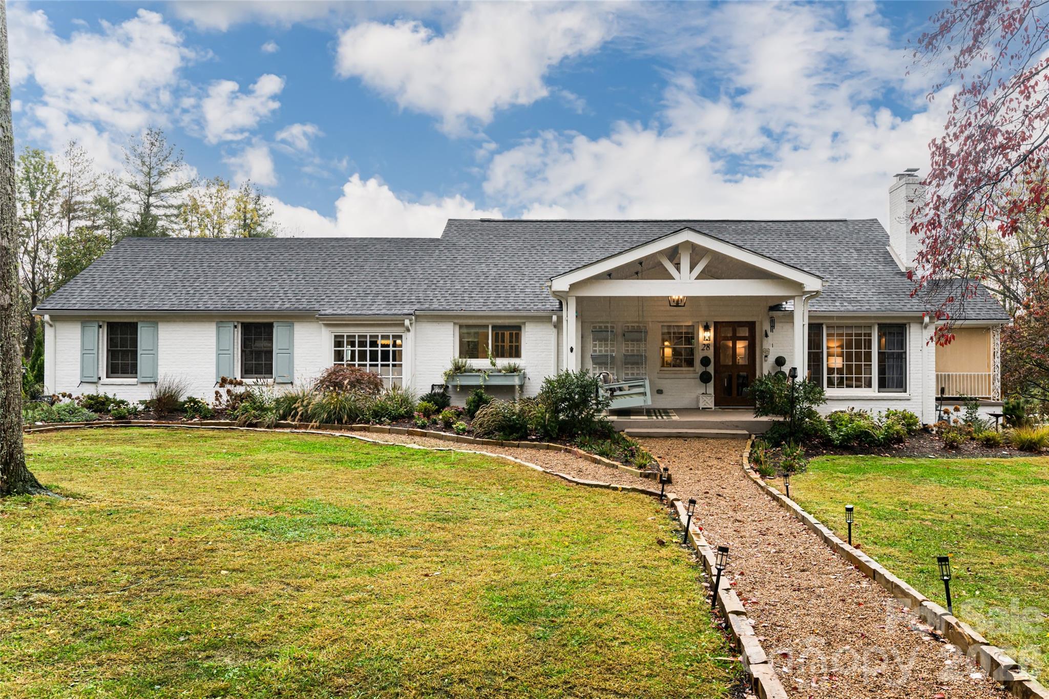 Asheville NC, 28 Ridgefield Place