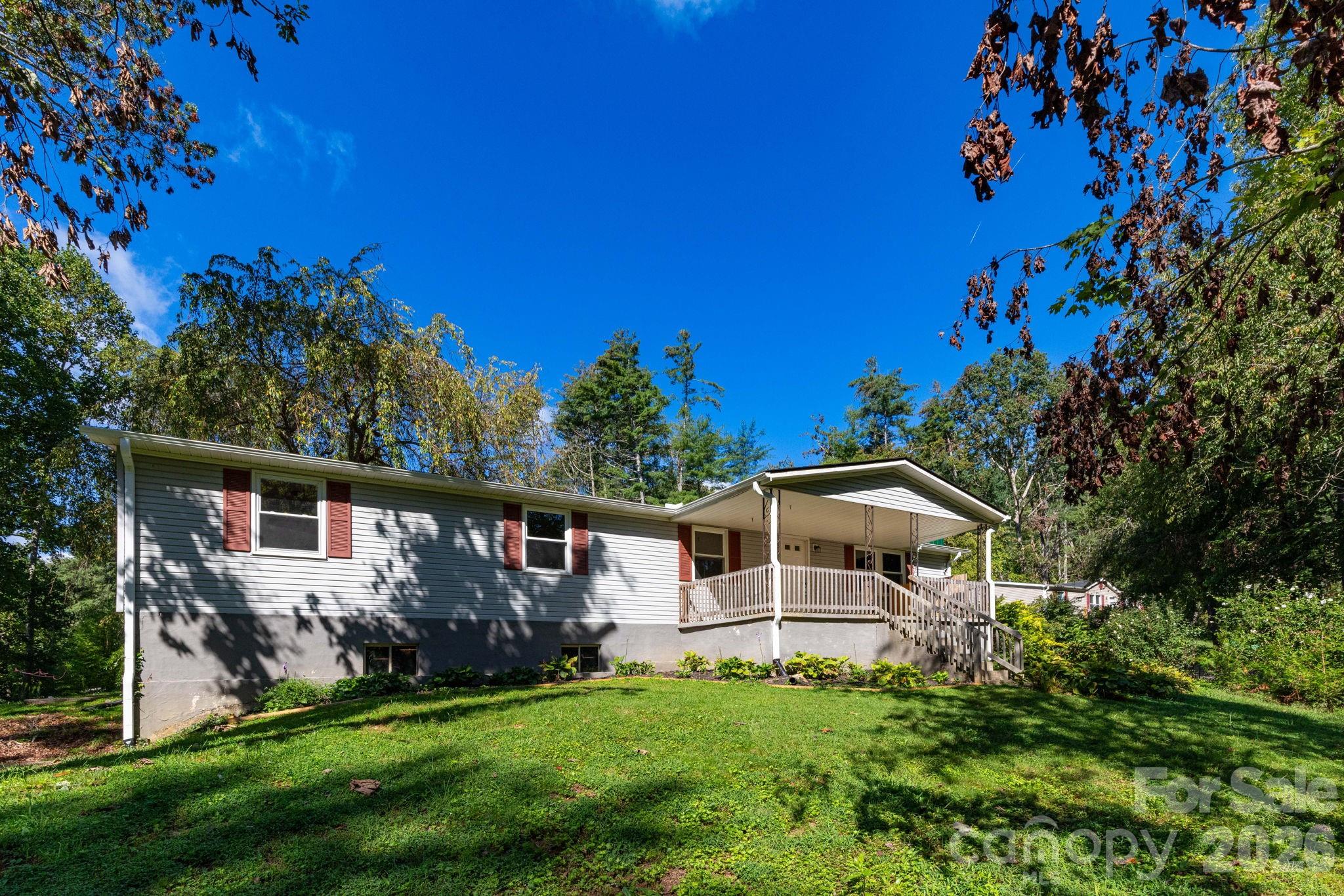 Fairview NC, 38 Mountainberry Lane