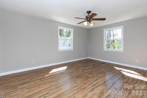 38 Mountainberry Lane Fairview NC 28730