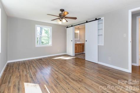 38 Mountainberry Lane Fairview NC 28730