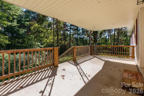 38 Mountainberry Lane Fairview NC 28730