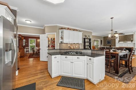 5325 Chiltern Hills Trail Charlotte NC 28215