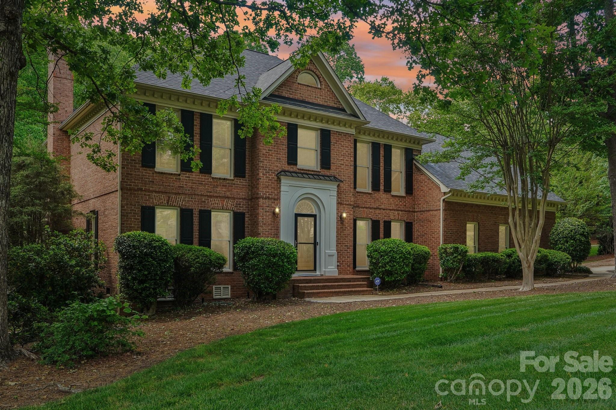 5325 Chiltern Hills Trail Charlotte NC 28215