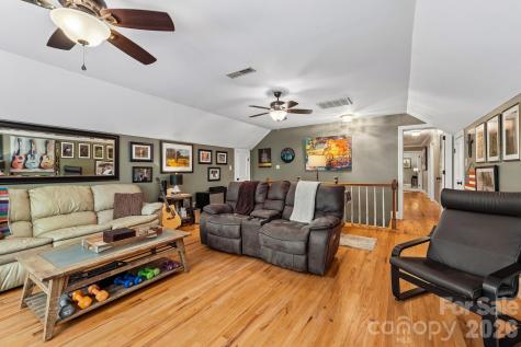 5325 Chiltern Hills Trail Charlotte NC 28215