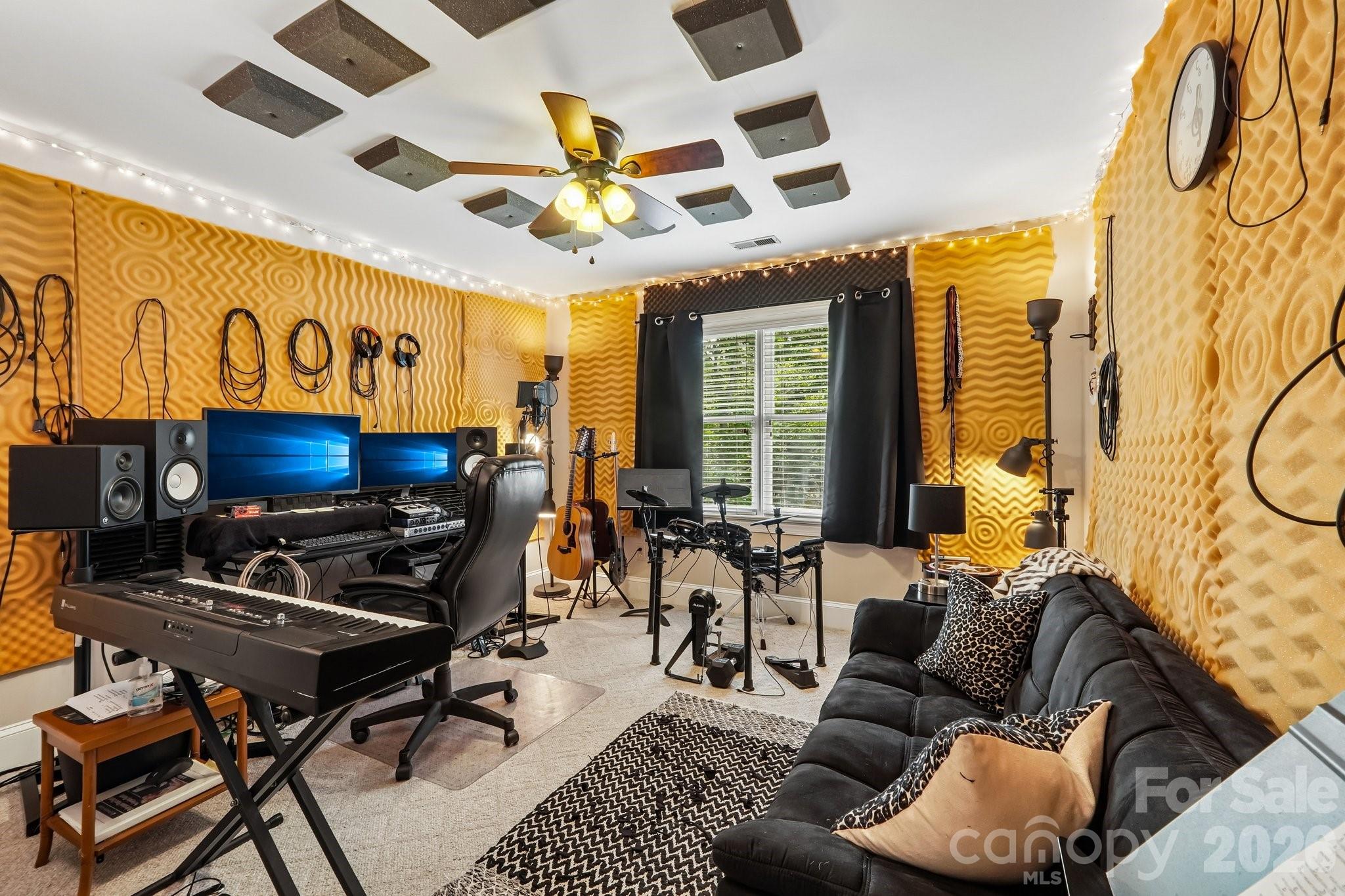 5325 Chiltern Hills Trail Charlotte NC 28215