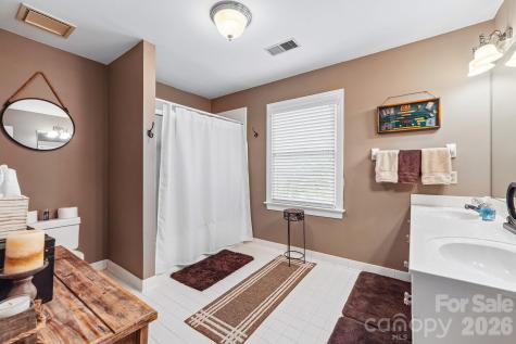 5325 Chiltern Hills Trail Charlotte NC 28215