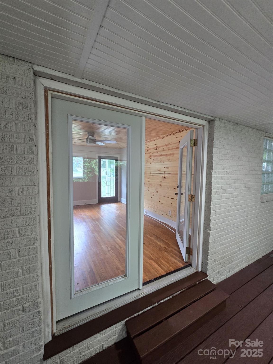 1733 Merry Oaks Road Charlotte NC 28205