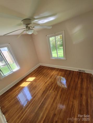 1733 Merry Oaks Road Charlotte NC 28205