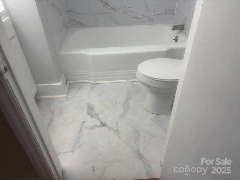 1733 Merry Oaks Road Charlotte NC 28205