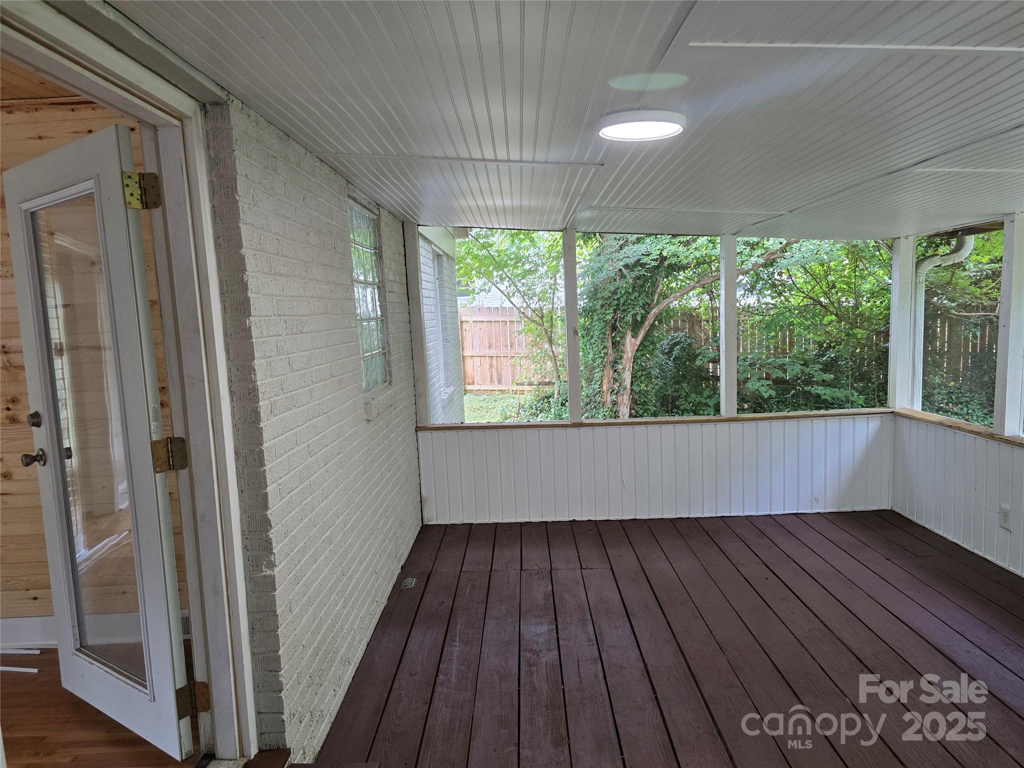 1733 Merry Oaks Road Charlotte NC 28205