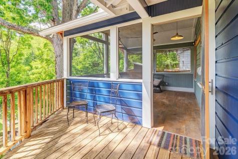 33 Green Oak Road Asheville NC 28804