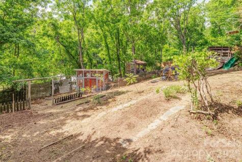 33 Green Oak Road Asheville NC 28804