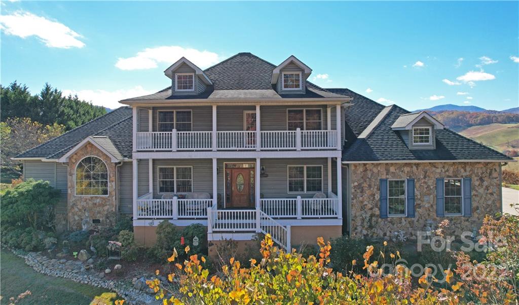 10 Pearl Mountain Ridge Leicester NC 28748