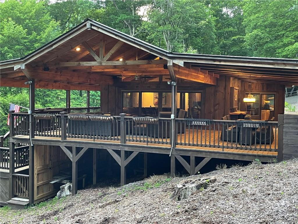 450 Winter Star Loop Burnsville NC 28714