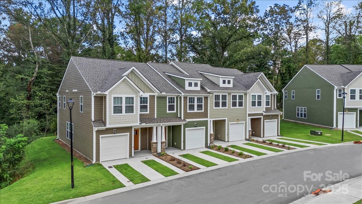 17 Moon Haven Way Arden NC 28704