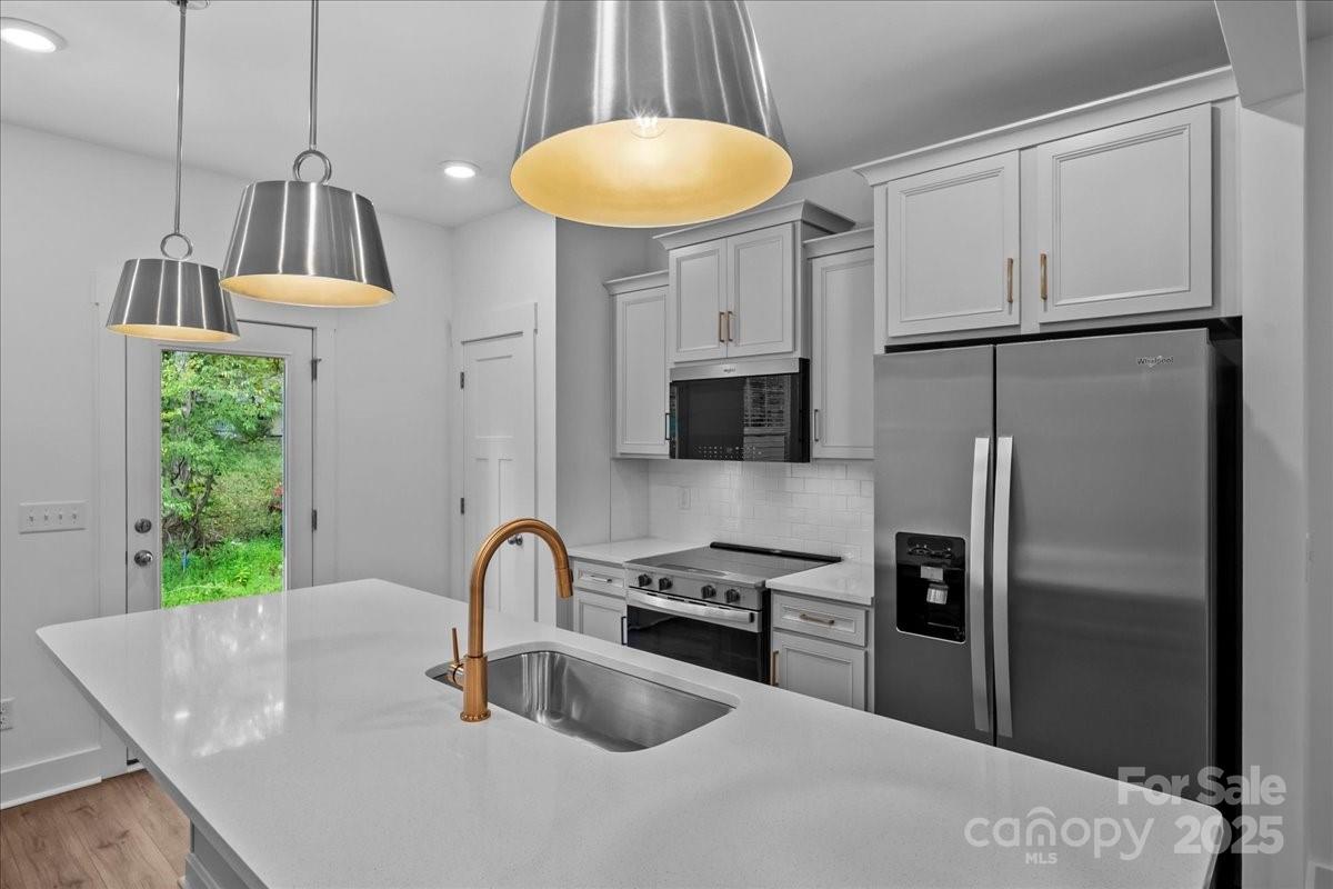 17 Moon Haven Way Arden NC 28704