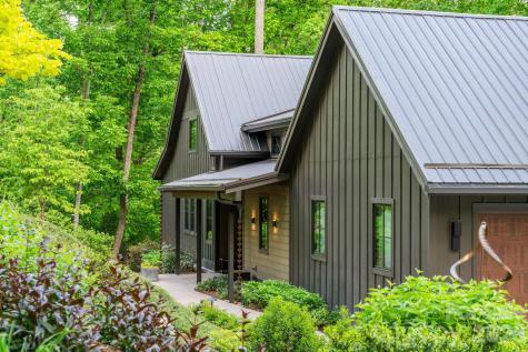 154 Wandering Oaks Way Asheville NC 28805