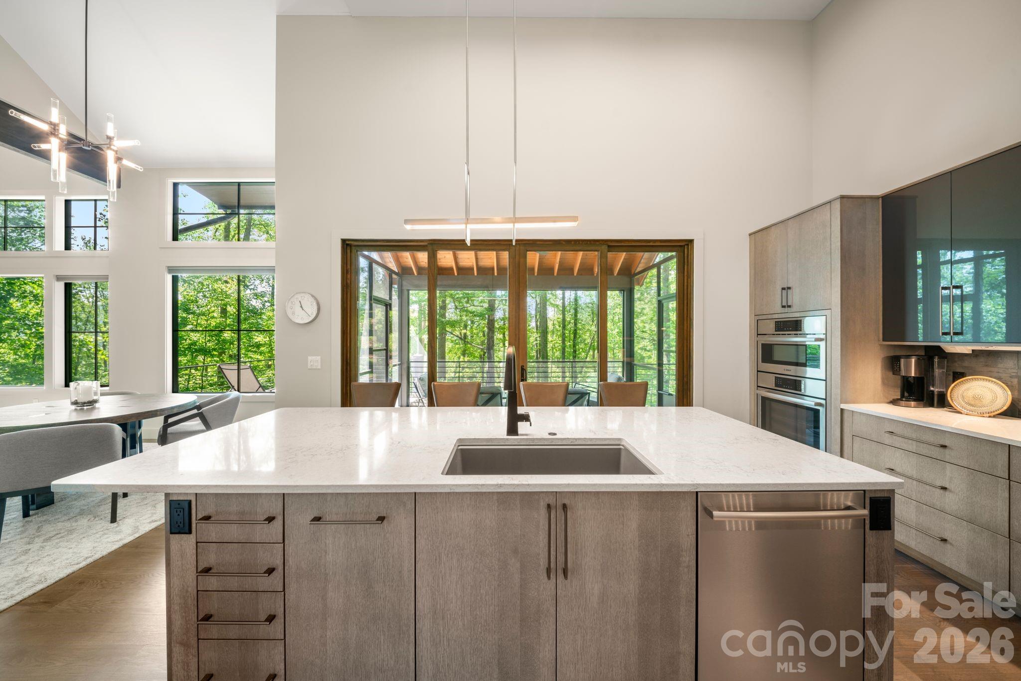 154 Wandering Oaks Way Asheville NC 28805