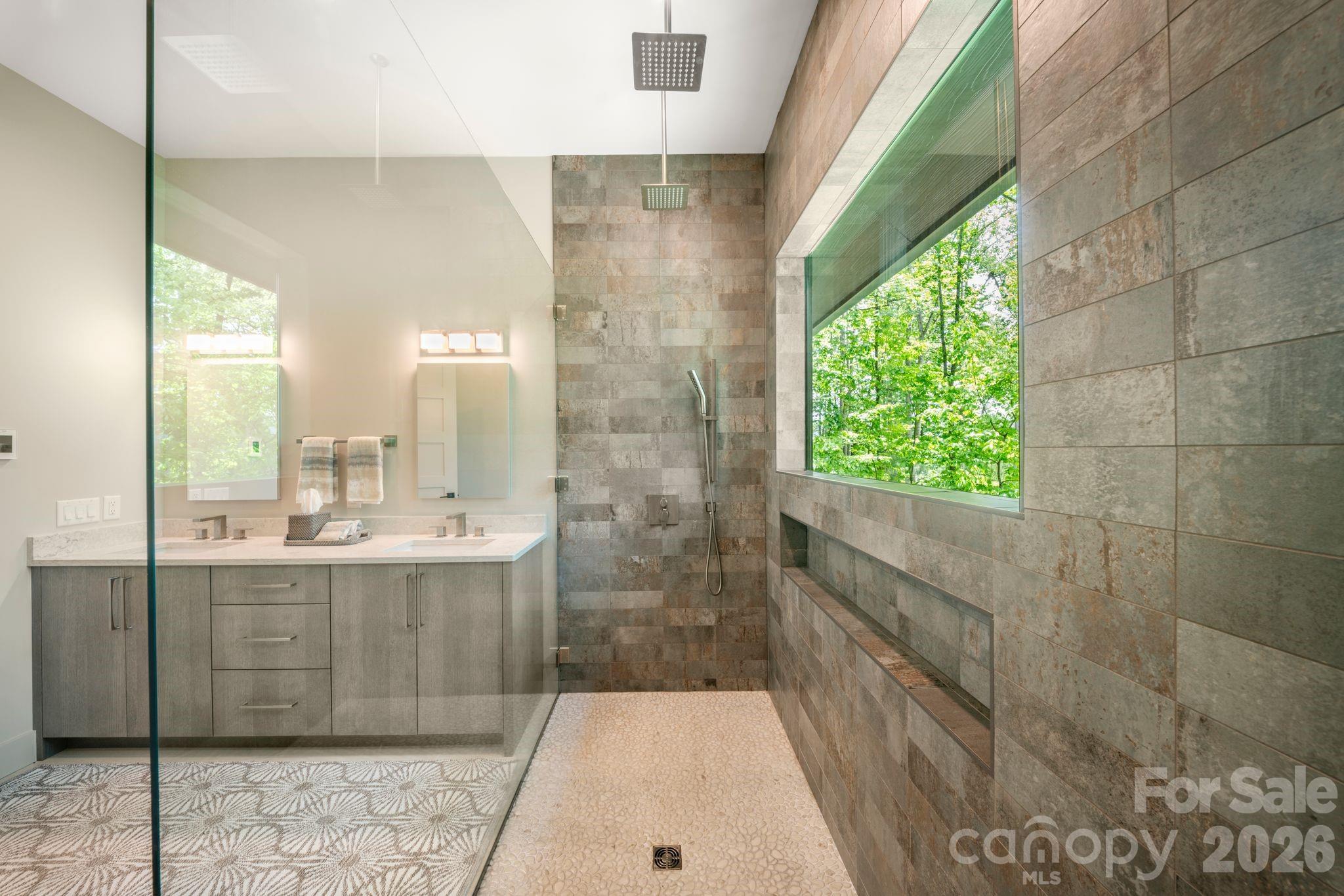 154 Wandering Oaks Way Asheville NC 28805