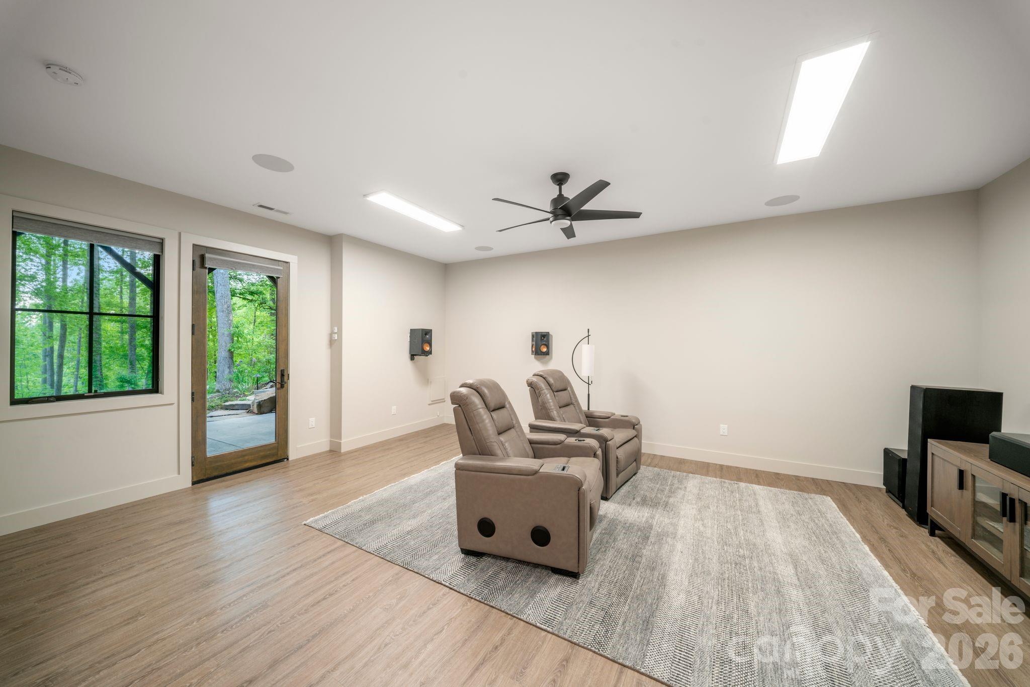 154 Wandering Oaks Way Asheville NC 28805